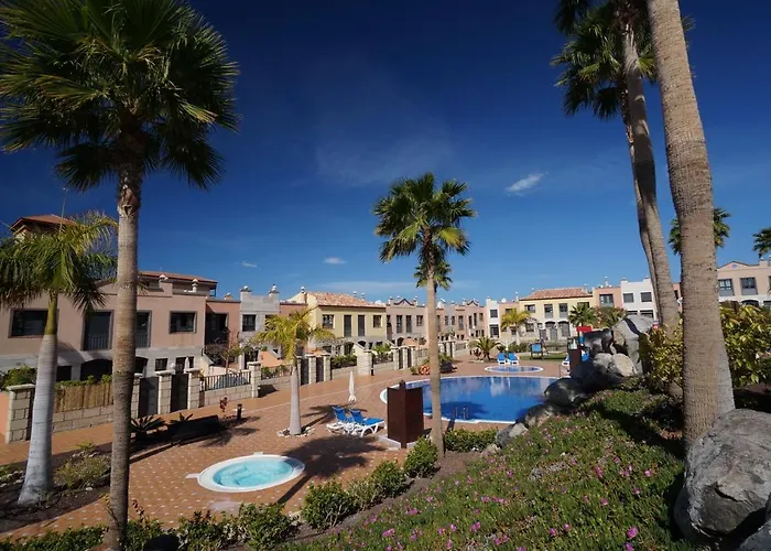 Townhouse Adeje Адехе