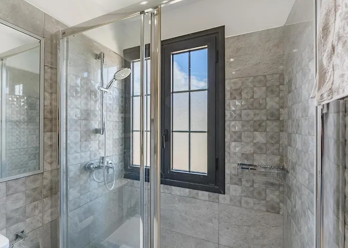 Townhouse Adeje Апартаменти *